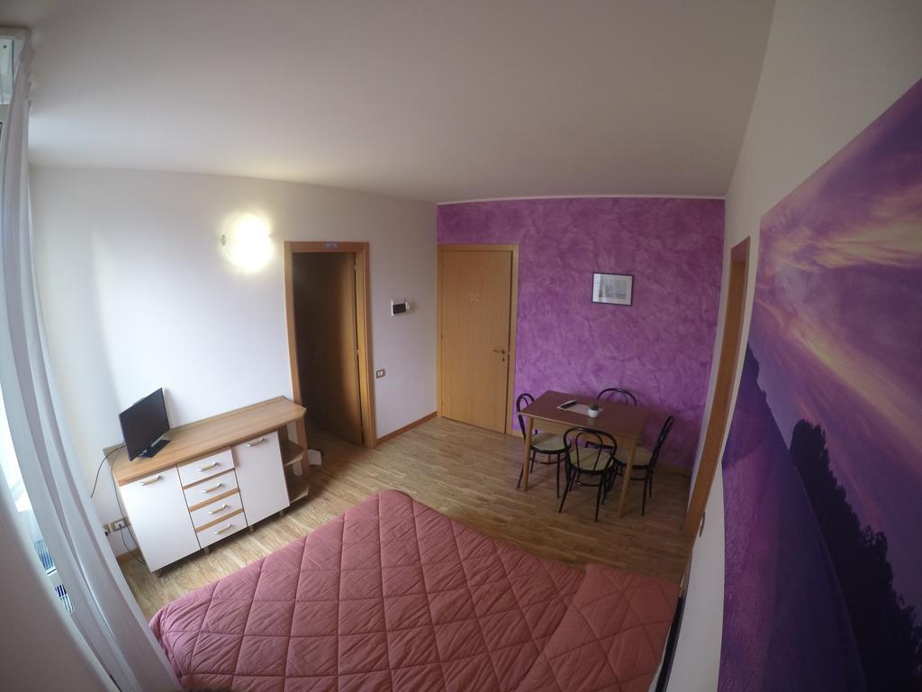 Hotel 2000 Fabriano Kültér fotó